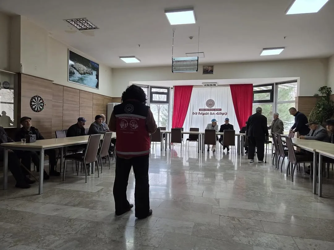 Sandıklı Hüseyin Develi Huzurevinde Yaşlılara Sağlık Okuryazarlığı Eğitimi Verildi