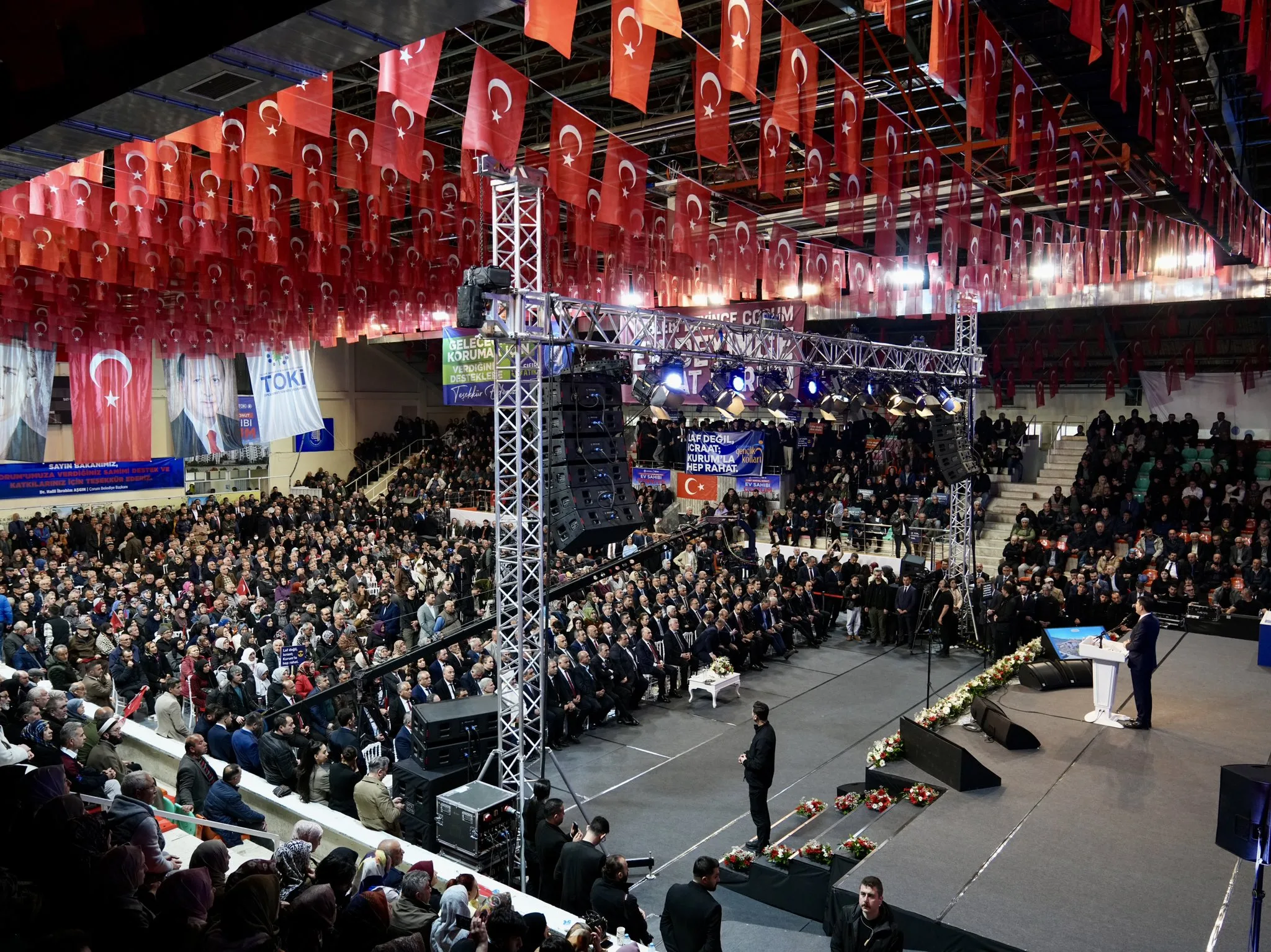 Çorum’da Yeni Konutlar Hak Sahiplerine Verildi