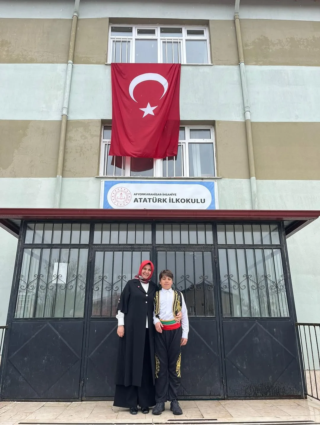 İhsaniye Belediye Başkanı Emine Gökçe'den 23 Nisan Mesajı