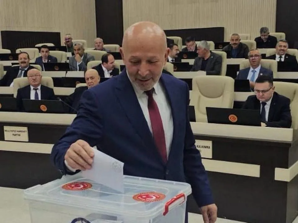Mehmet Siper İl Genel Meclisi Başkanlığı Görevine Yeniden Seçildi