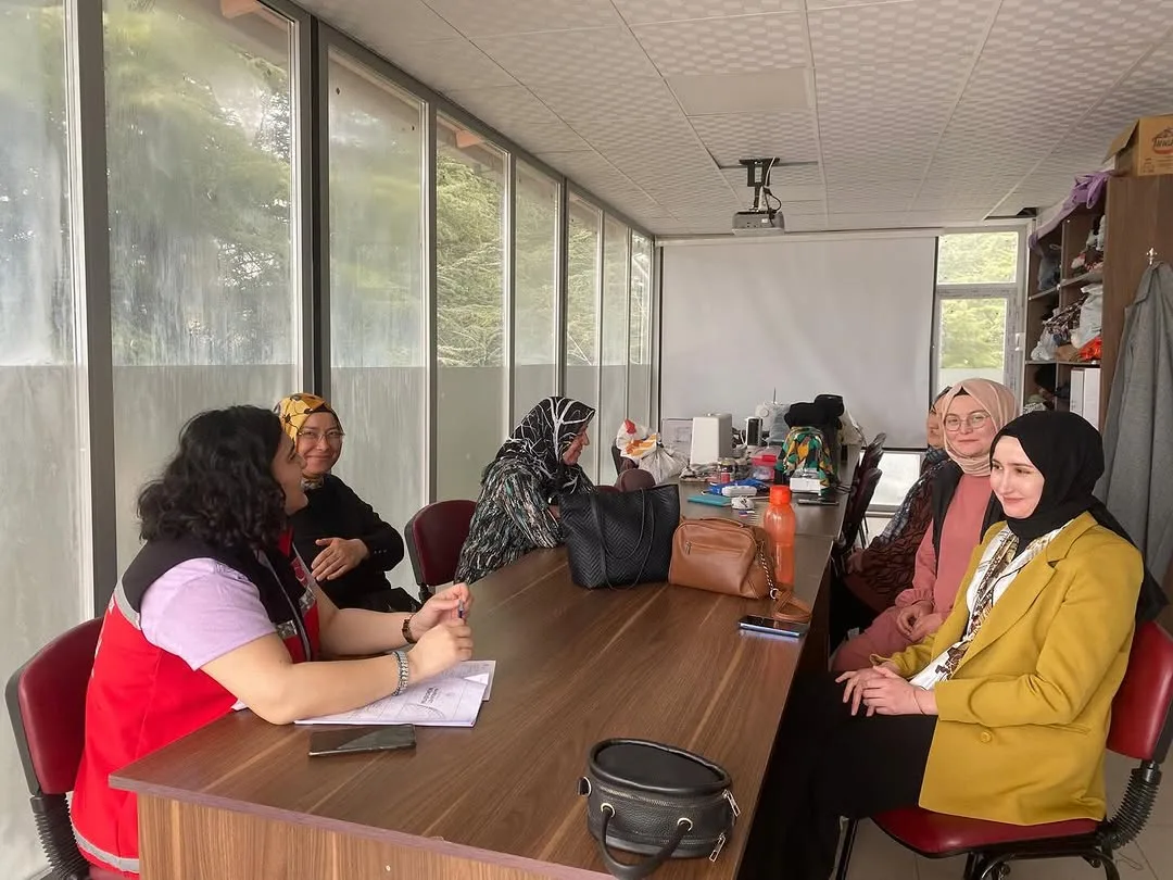 Sandıklı Sosyal Hizmet Merkezi Tarafından Hocalar Kadın Kültür Evinde ADEM Kursiyerlerine Mahremiyet Bilinci Eğitimi Verildi