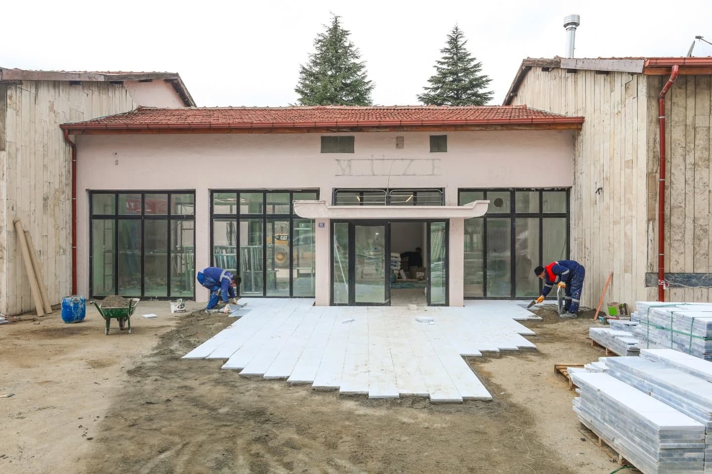 Afyonkarahisar'da Çocuklara Yönelik Park Yenilemeleri Devam Ediyor