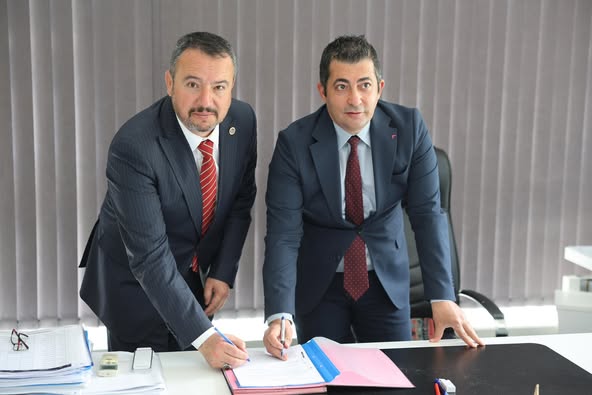 Sandıklı'da Güneş Enerjisi Devrimi: Yeni Santral Devreye Alındı!