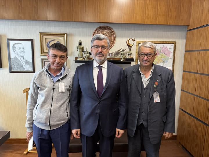 Meclis'te Şehit Yasin Çubuk'un Babasıyla Keder Paylaşıldı