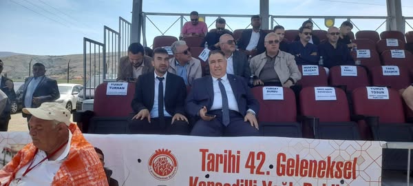 Afyonkarahisar'da 42. Karaadilli Yağlı Güreşleri Coşkusu