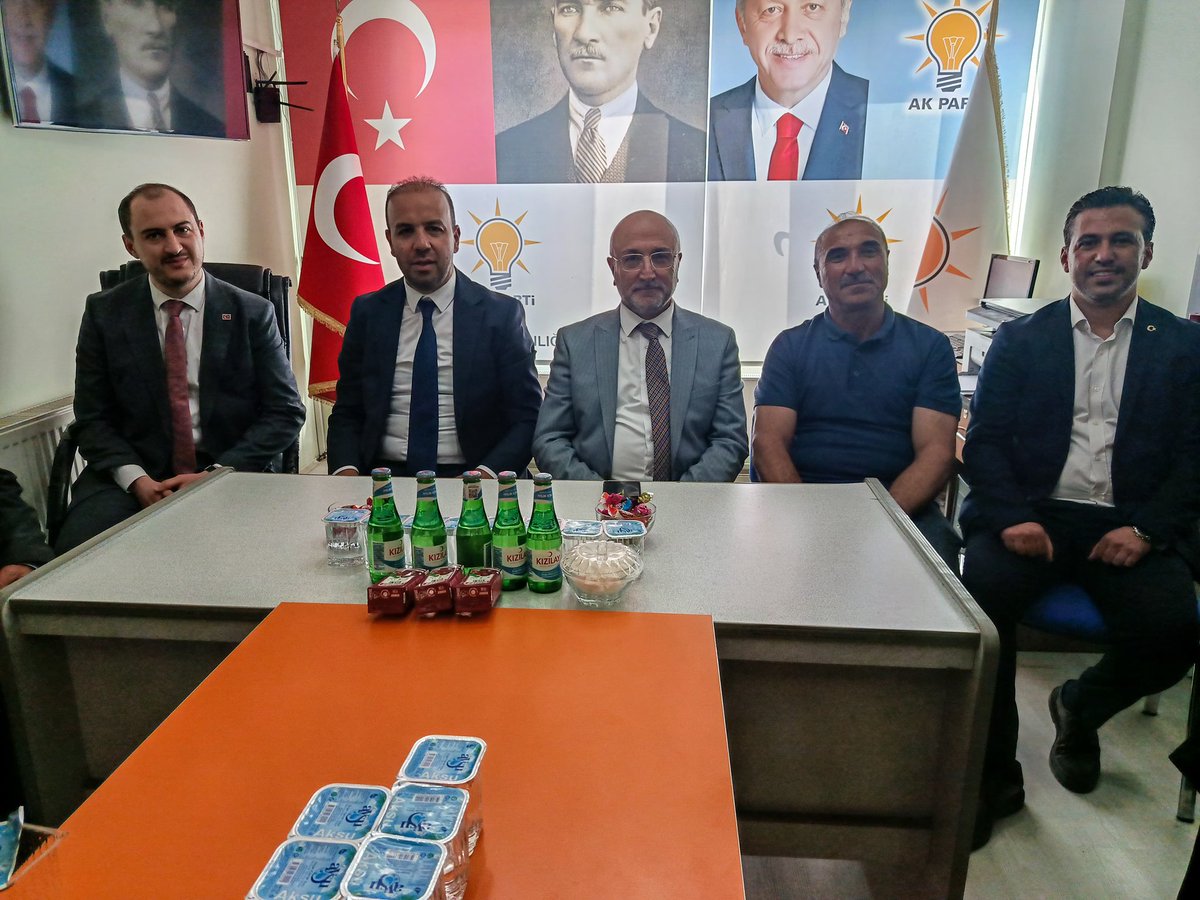 Afyonkarahisar AK Parti'de İstişare Toplantısı: Teşkilatlar Güçlü Bir Birlik İçinde