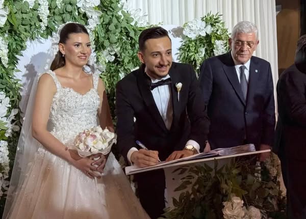 İYİ Parti'de Aşk Dolu Nikah Töreni