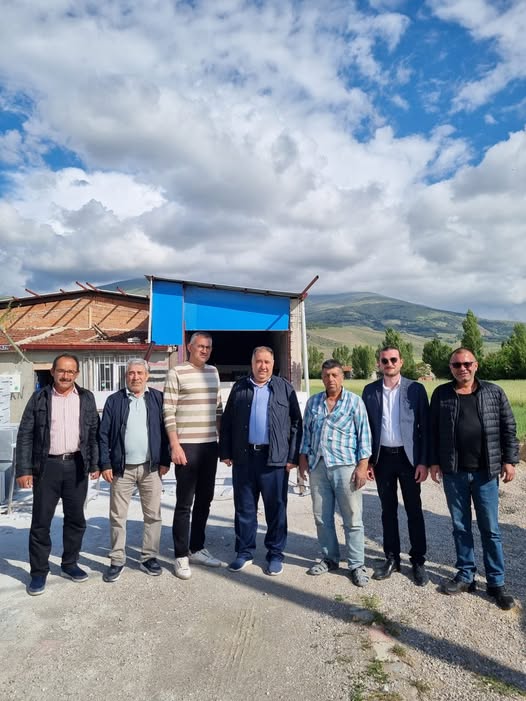 Afyonkarahisar'da Esnafa Destek Ziyareti: İYİ Parti'den Ekonomik Kriz Çağrısı