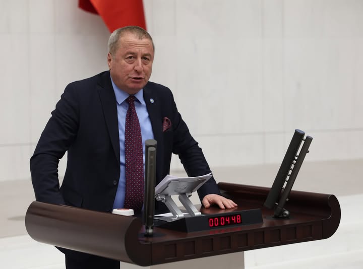 İYİ Parti'li Olgun'dan İktidara Sert Eleştiri: Köylere Uğrayan Değil, Aklı Başa Uğrayan Siyaset Lazım