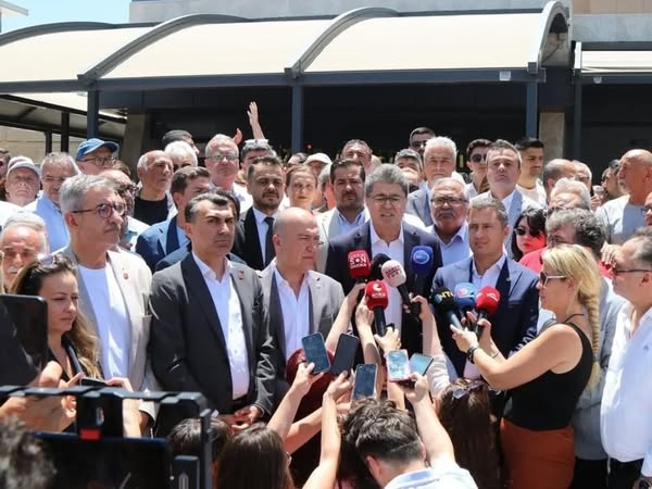 CHP'li Aslanoğlu'na Destek: 