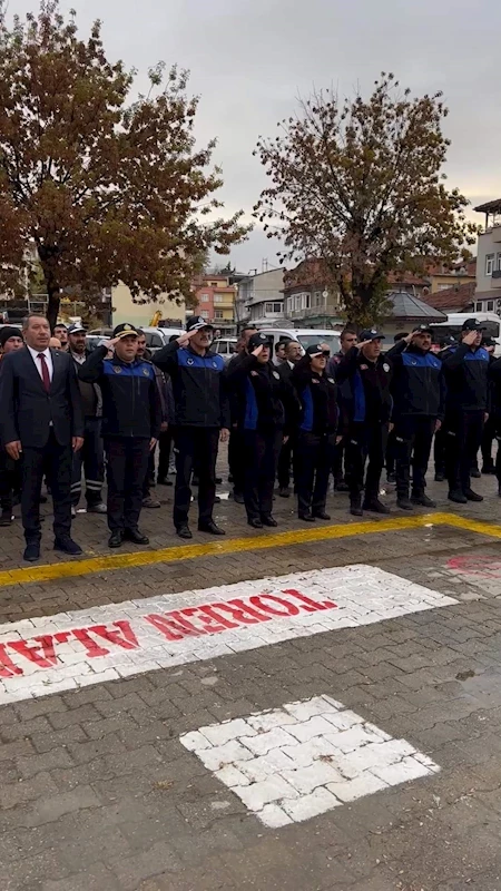 Haftaya İstiklal Marşı ile Başlangıç