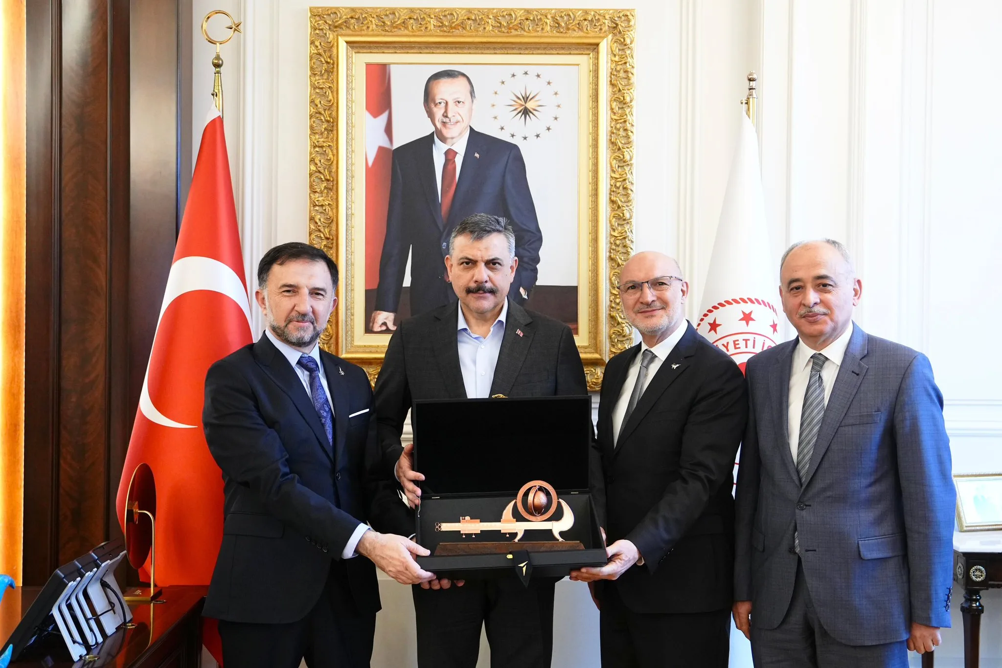 İçişleri Bakanı ile Verimli Görüşme