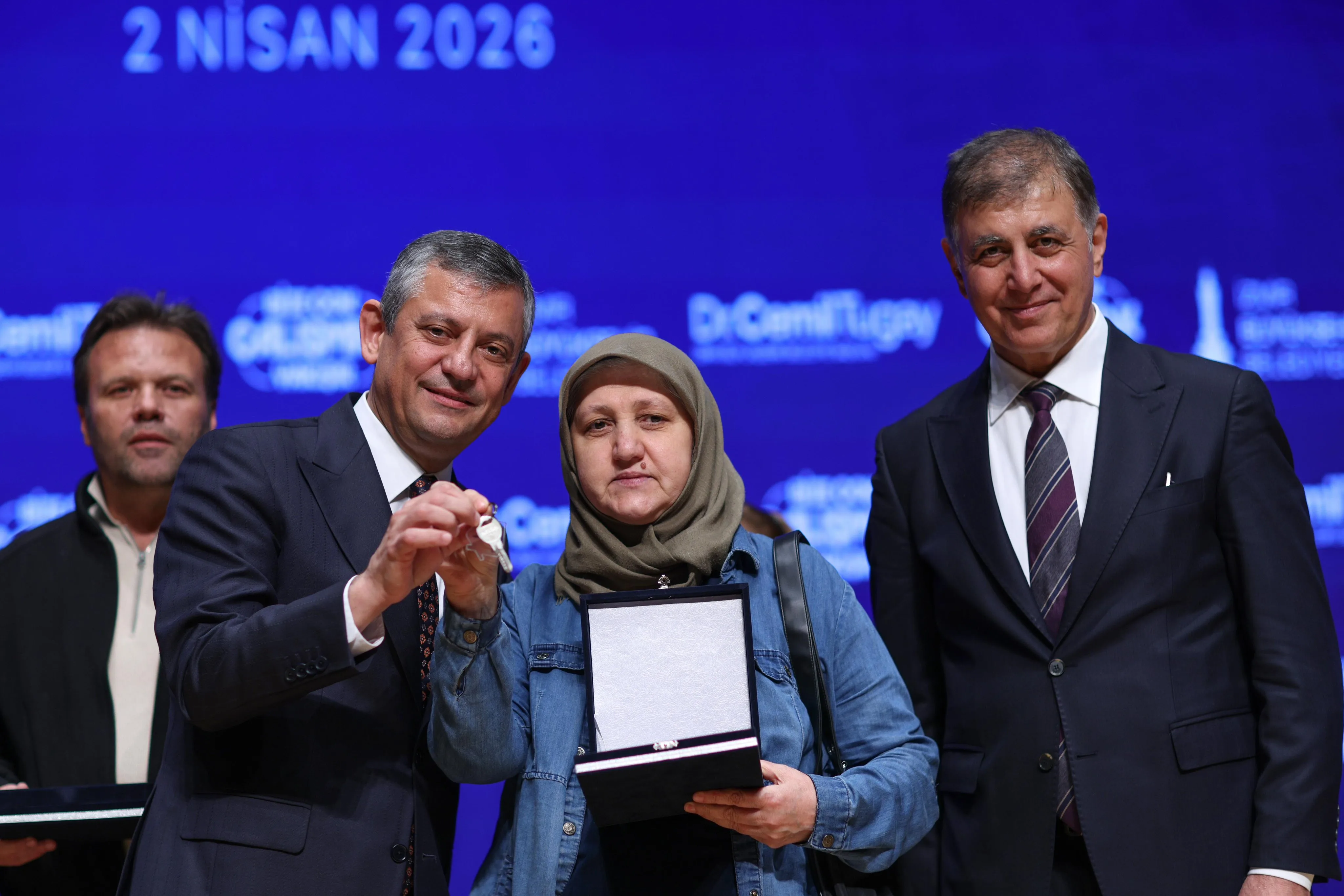 İzmir'de Hizmet Açılışları