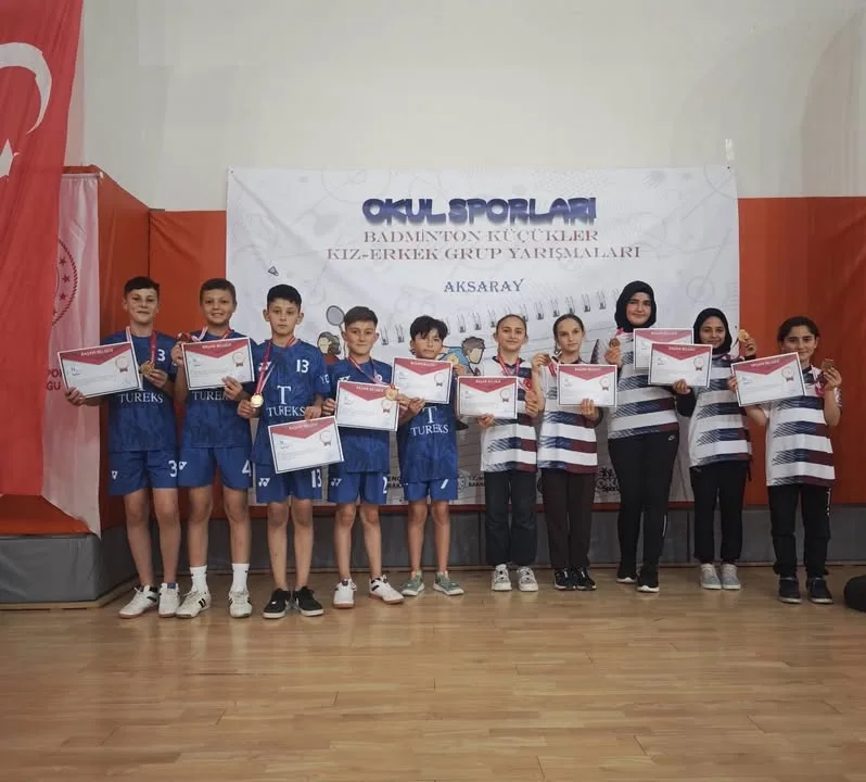 Afyonkarahisar Badminton Takımları Hangi Başarıya İmza Attı?