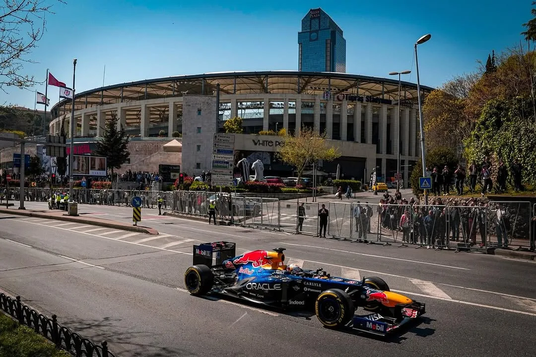 Beşiktaş Spor Kulübü'nün Bugünkü Konuğu 👀