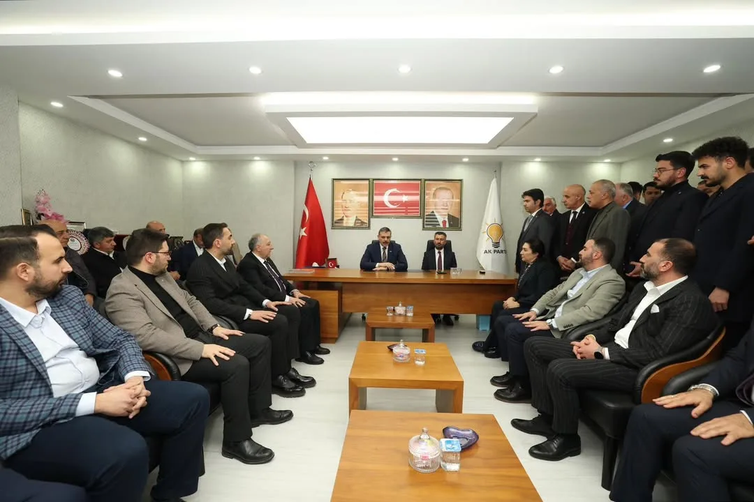 İçişleri Bakanı Mustafa Çiftçi, AK Parti Ağrı İl Başkanlığını Ziyaret Etti