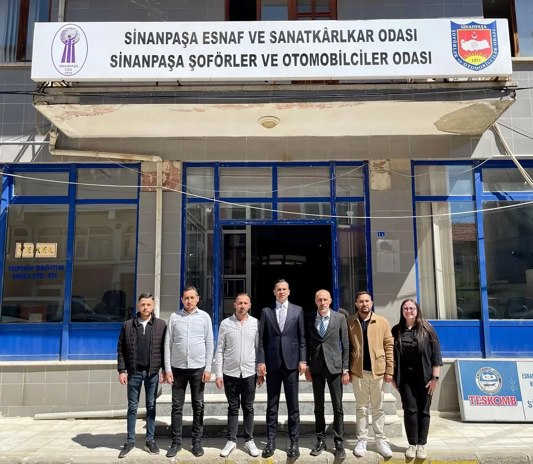 Sinanpaşa Kaymakamı Emrah Aslan, Şoförler ve Otomobilciler Odası Başkanı Mehmet Müjde'ye İade-i Ziyarette Bulundu