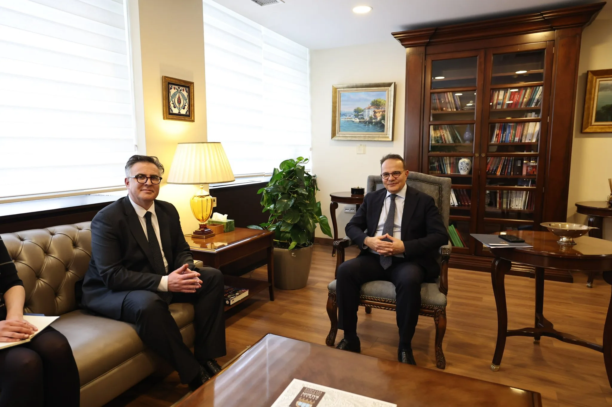 Bakan Yardımcısı Bozay, Romanya Büyükelçisini Kabul Etti