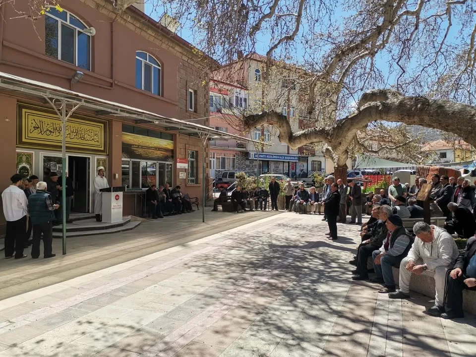 Afyonkarahisar Kızılören Müftülüğü'nden Kutsal Topraklara Yolculuk Duaları