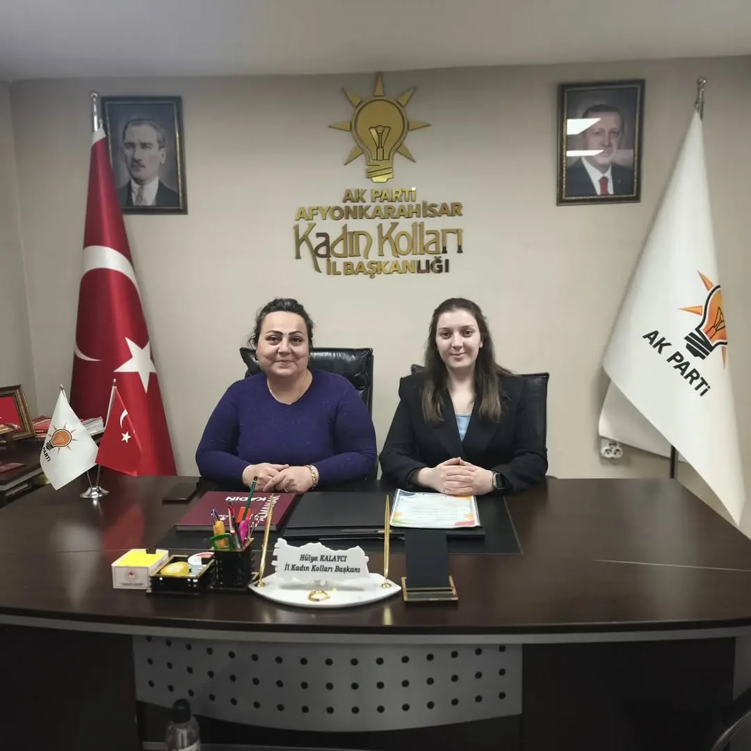 AK Parti Afyonkarahisar İl Kadın Kolları'ndan Nöbetçi Yönetim Kurulu Üyeleri Açıklaması