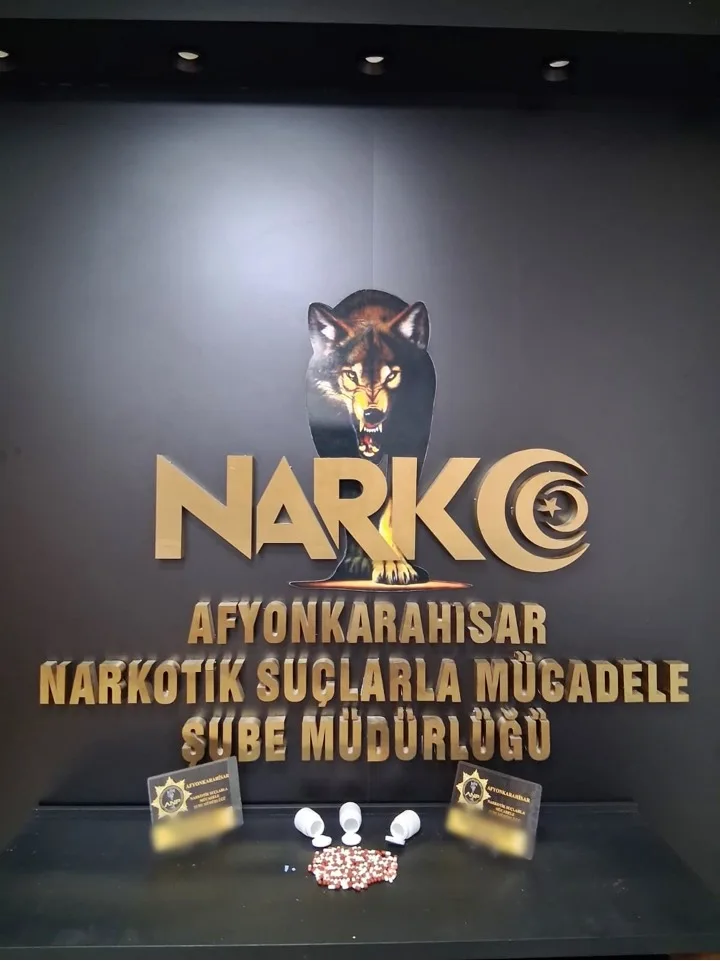 Şüpheli Araçta Uyuşturucu Ele Geçirildi