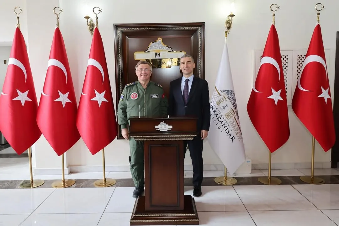 Hava Kuvvetleri Komutanlığı Değerlendirme ve Denetleme Başkanı Afyonkarahisar Valiliği'ni Ziyaret Etti