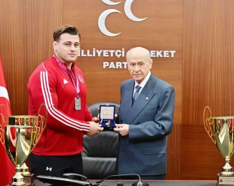 Mhp Afyonkarahisar Milletvekili Mehmet Taytak'tan Rıza Kayaalp'e Tebrik