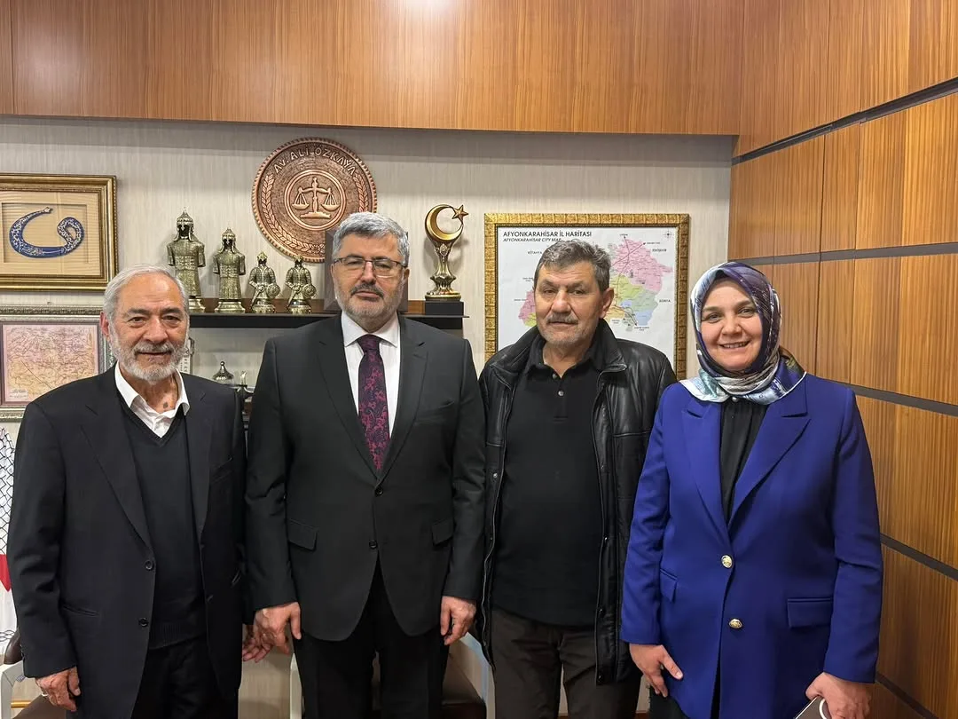 AK Parti Afyonkarahisar Milletvekili Halil Ürün ve AK Parti Keçiören İlçe Başkanı Emin Yıldırım Gazi Meclis'te