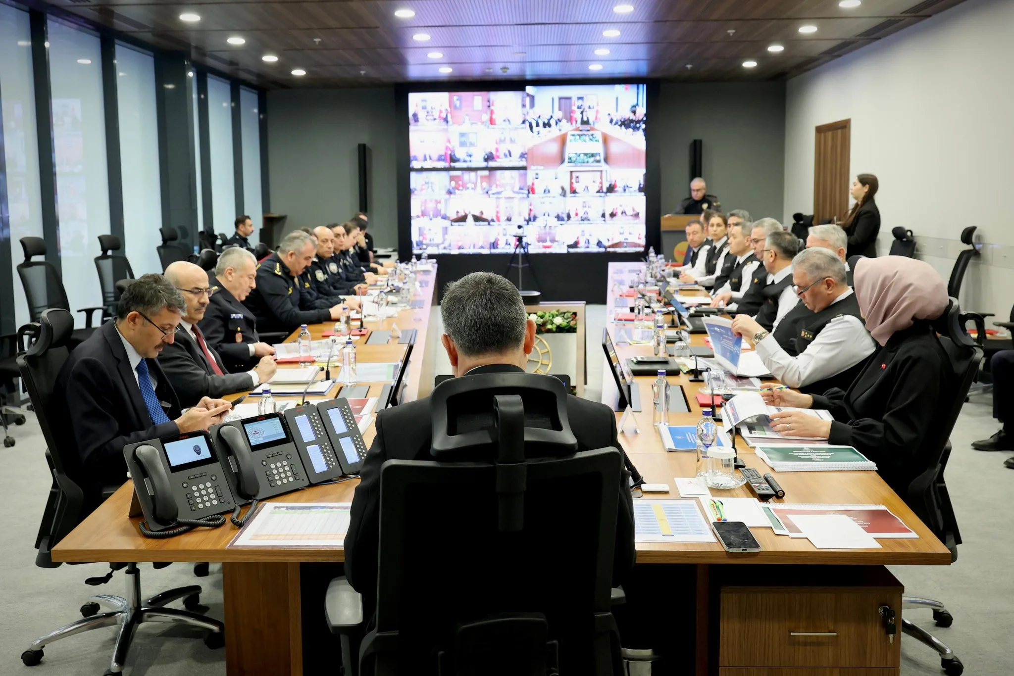 İçişleri Bakanlığı'ndan Valilerle Güvenlik Toplantısı