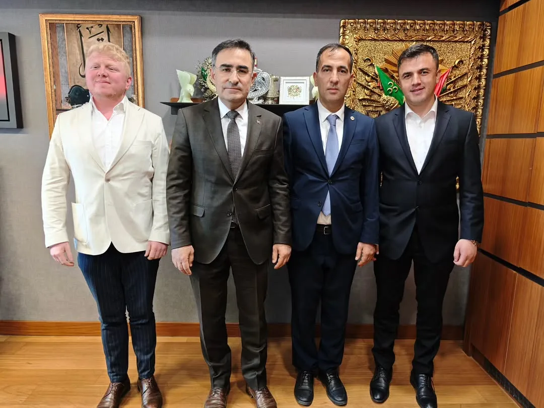 Ak Parti Milletvekili Hasan Arslan'dan Güney Belediye Başkanı Ali Baran'a Ziyaret