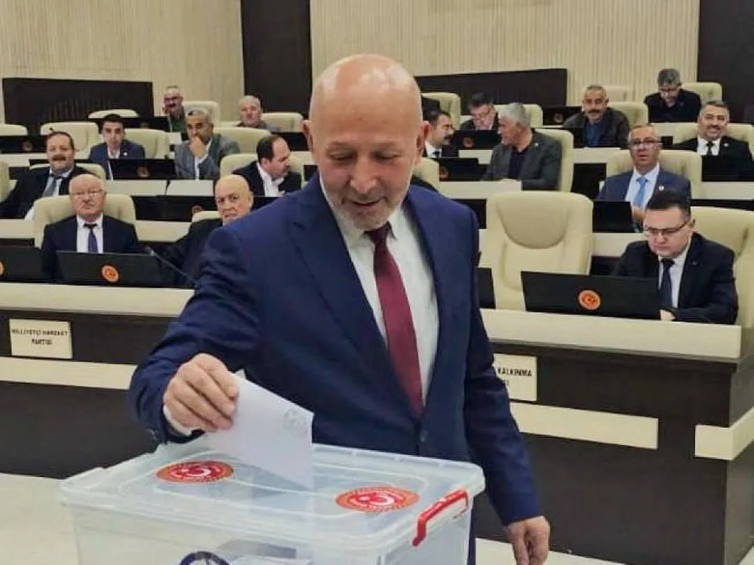 Afyonkarahisar İl Genel Meclisi Başkanı Mehmet Siper Yeniden Seçildi